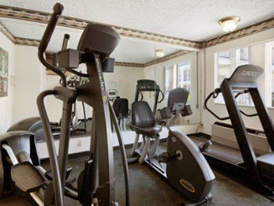 Days Inn By Wyndham Dallas Irving Facilities photo